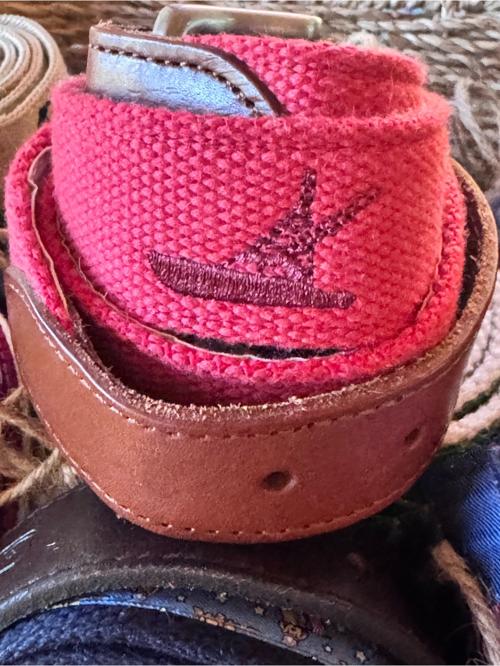 Vineyard Vines Canvas + Leather Belt Red Nautical Size 34